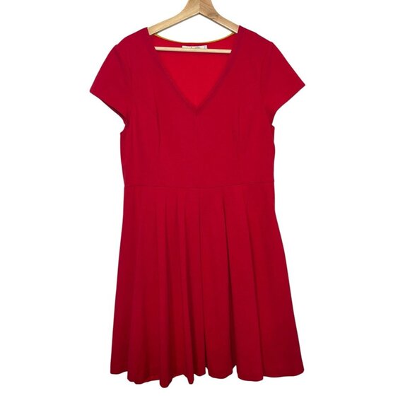 Boden Dresses & Skirts - Boden Women Red Dress Size 12 Cap Sleeve Pleated Heavyweight Christmas